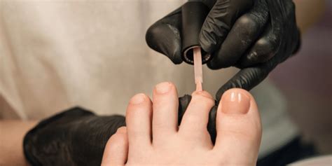 mobile beauty therapist near me|mobile pedicure services near me.